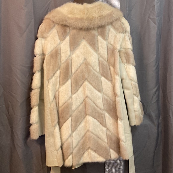 Mink And Leather Coat - Picture 7 of 11